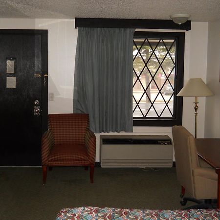 Value Inn Motel - Milwaukee Airport South Ок-Крик Экстерьер фото