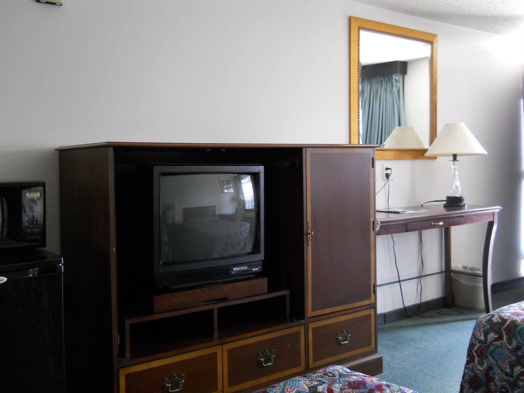 Value Inn Motel - Milwaukee Airport South Ок-Крик Экстерьер фото
