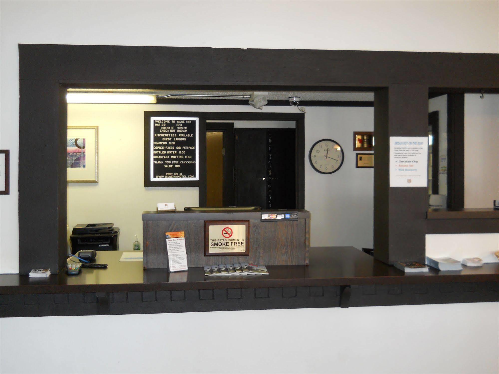 Value Inn Motel - Milwaukee Airport South Ок-Крик Экстерьер фото